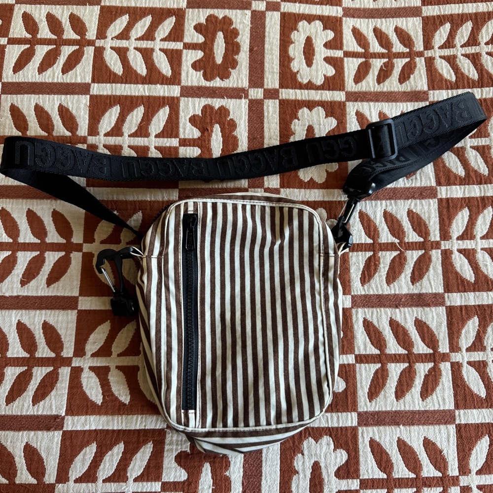 Baggu Sport Crossbody Bag